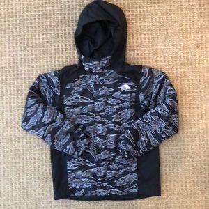 North face Boys Hooded Rain Jacket